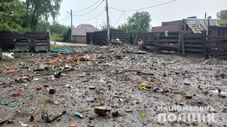 Последствия вражеских обстрелов в Киевском районе Харькова, - Нацполиция 02