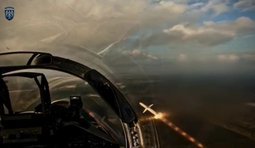 Экипажи Су-27 39-й бригады тактической авиации уничтожили здание с оккупантами ракетным ударом.