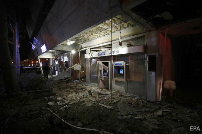 Ракетні обстріли і вуличні заворушення: кадри з Ізраїлю 03