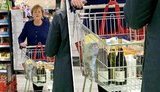 Незважаючи на поширення COVID-19, Меркель продовжує сама ходити в супермаркет. ФОТО