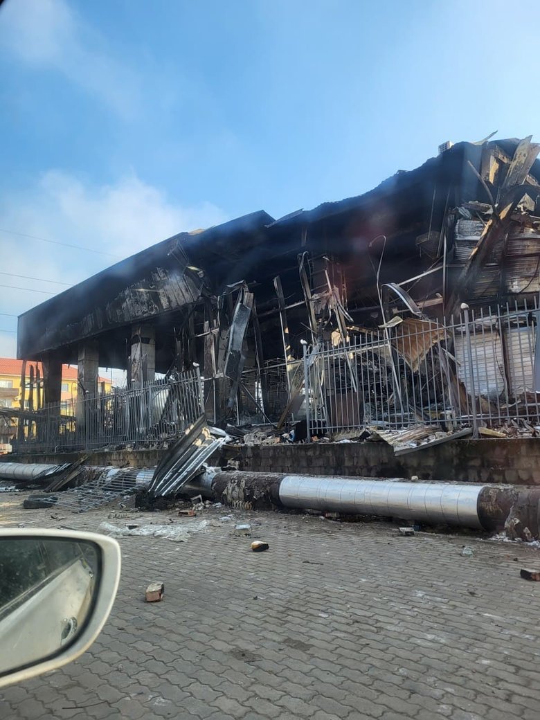 Маріуполь після ворожих обстрілів: Сподіваємося, ці фото стануть доказовою базою в Гаазькому трибуналі! 14 Маріуполь після ворожих обстрілів: Сподіваємося, ці фото стануть доказовою базою в Гаазькому трибуналі! 14