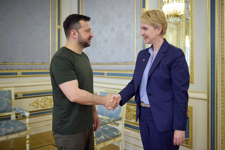 Зеленський зустрівся із главою Бундесрату Швезіг