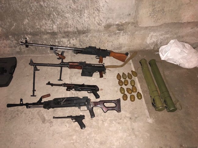 SBU apprehends ring of illicit arms traffickers in Kyiv 07