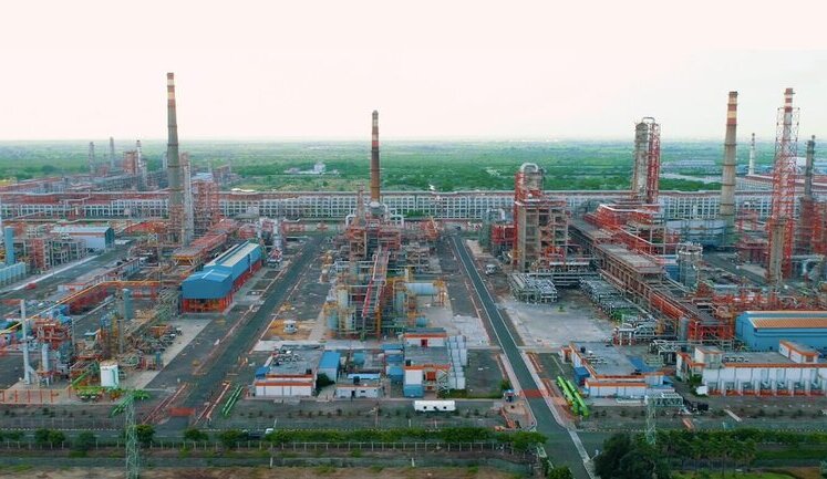 Санкції працюють: Індійський НПЗ "Роснєфті" не зміг відвантажити дизель з російської нафти, – Reuters