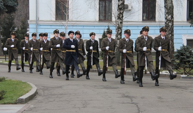 У Залі памяті Міноборони вшанували загиблих цього дня 15 захисників України 07