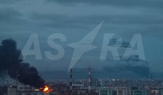 Атака дронов на Петербург: горит крупнейший топливный терминал города - нефтебаза "Ручьи", - СМИ. ФОТО