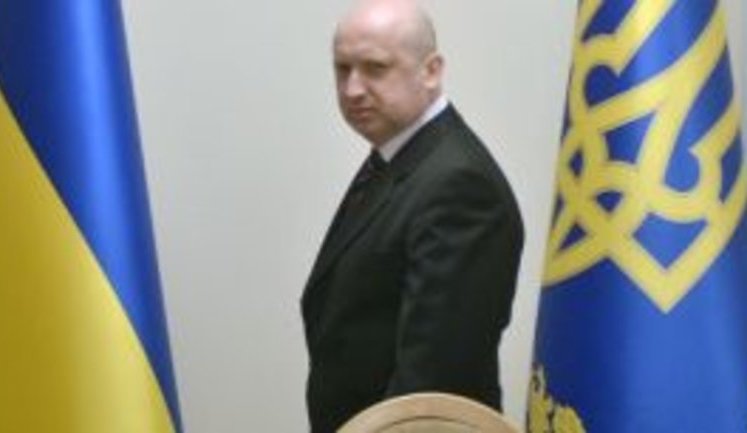 Александр Турчинов: "Объявляю мобилизацию, а мне партнеры говорят, что я провоцирую русских"