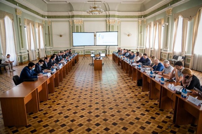 Заступник міністра закордонних справ Євген Єнін: Ми не можемо говорити детально про результати зчитування чорних скриньок, поки Іран не зробить офіційної заяви 05