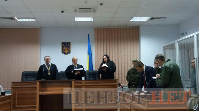 Суд оставил Безъязыкова в СИЗО до 29 декабря 01 Суд оставил Безъязыкова в СИЗО до 29 декабря 01