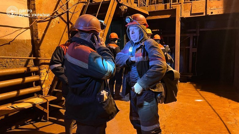 У Кривому Розі після обстрілу врятували шахтарів з-під землі