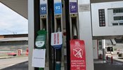 У РФ почали масово продавати АЗС через паливну кризу