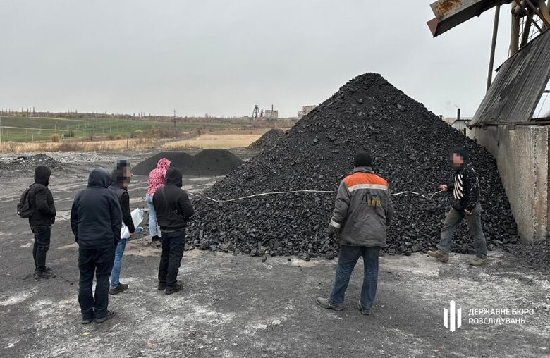 злонамеренная группа добывала уголь в Донецкой области