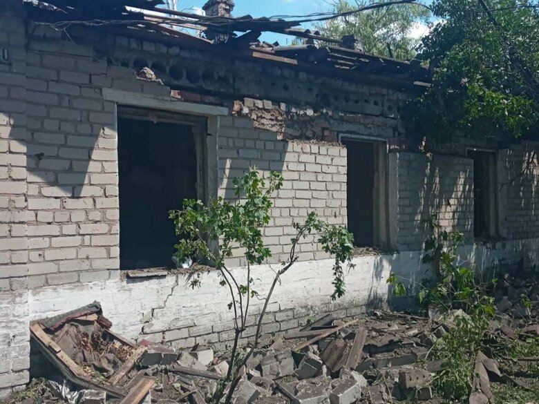 Доба на Донеччині:окупанти обстріляли 16 населених пунктів та вбили одну людину