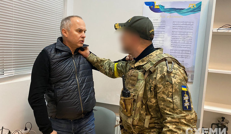 Шуфрич покинув Україну через КПП на Буковині: Нардеп пояснив це необхідністю провести медобстеження дитині (оновлено)