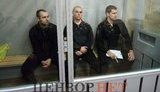 Трое из банды "уличных шакалов", подозреваемой в разбое и грабежах, предстали перед судом в Харькове