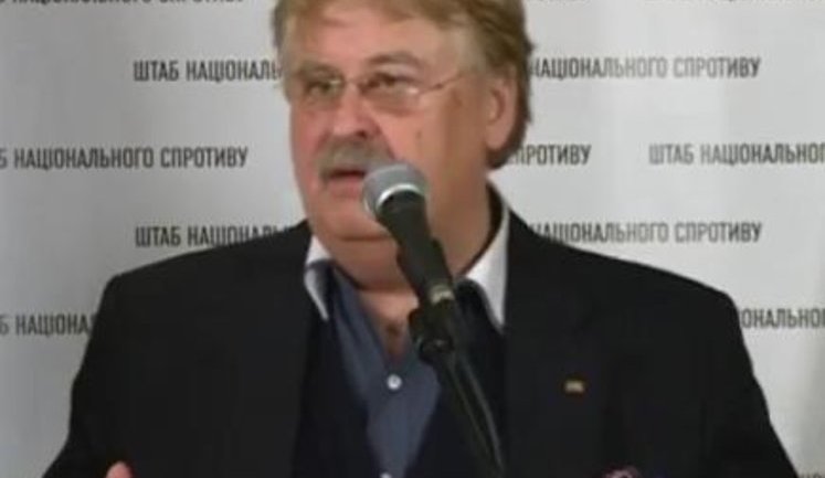 Lifting sanctions in exchange for Russia's nuclear weapons cut would mean surrendering Ukraine, - Brok