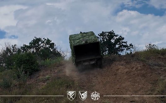 Пережив три удари FPV і десятки підривів: НРК «Дід» 79-ї бригади ДШВ майже рік виконує бойові завдання. ВІДЕО