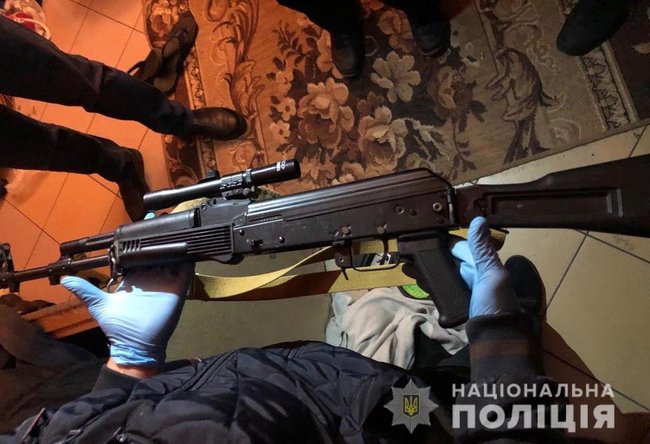 Мужчина угрожал оружием сотрудникам ГБР на Херсонщине, - Нацполиция 02