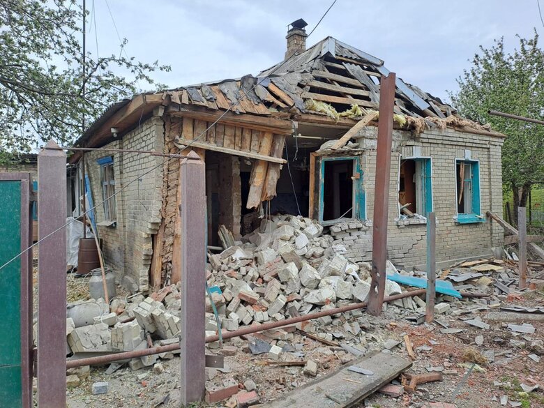 Доба на Донеччині: окупанти обстріляли віддалену від фронту Олександрівську громаду, - ОВА 03
