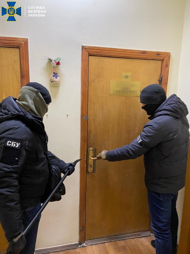 Начальник одного из департаментов Киевводоканала вымогал $38,2 тыс. взятки, - СБУ 04