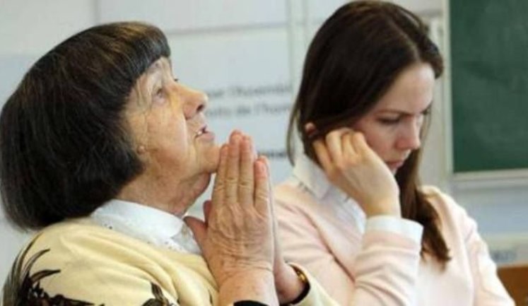 Savchenko's mother and sister heading to Boryspil airport: "Come here and you'll see everyone"