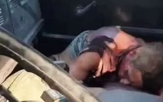 Кадри ліквідованого окупанта у вантажівці: 