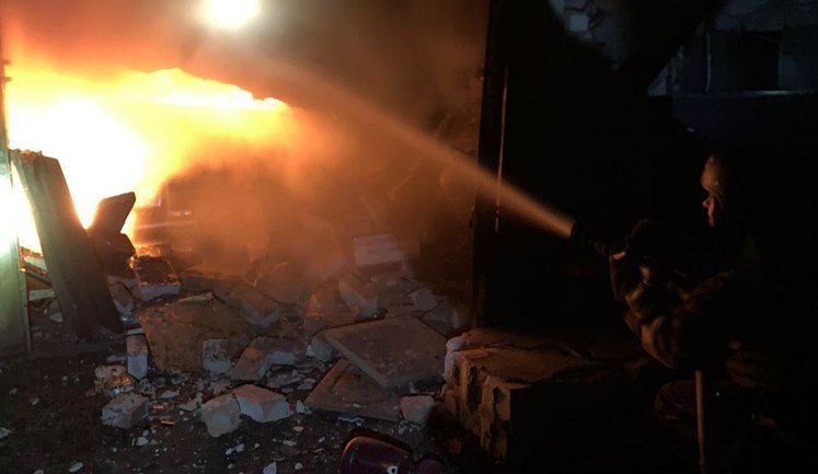 Ворог ударив дронами по Тернівці на Дніпропетровщині: двоє загиблих, серед поранених є "важкі". ФОТОрепортаж