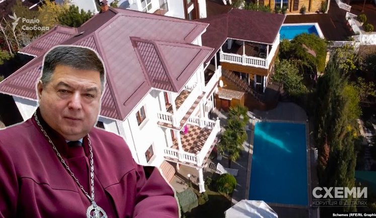 Председатель Конституционного суда стал владельцем земли в оккупированном Крыму