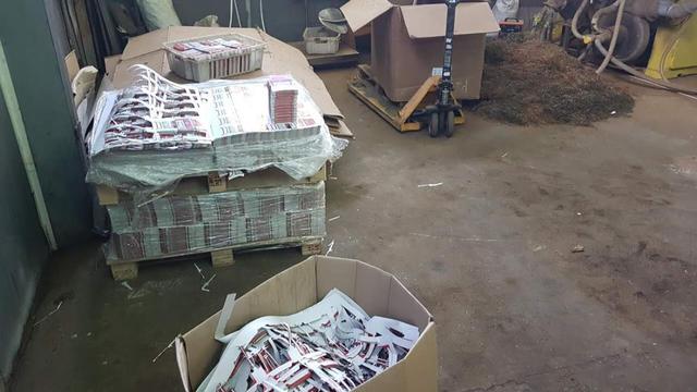 Налоговики пресекли производство сигарет с повышенным содержанием смолы 04