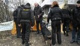 Визит Януковича в Донецк: Голодающих чернобыльцев обыскивали с собаками. ФОТОрепортаж+ВИДЕО