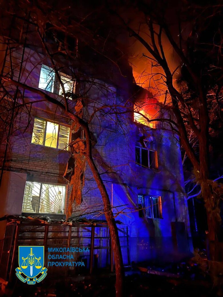 Наслідки удару РФ по Миколаєву