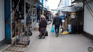 Власти Черновцов решили возобновить работу крупнейшего рынка вопреки действию карантина
