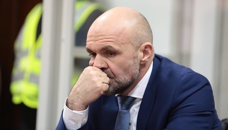 Хто кого замовив? Репортаж про те, як суд три дні розглядав обрання запобіжного заходу Мангеру