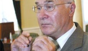 Стельмах с сегодняшнего дня уходит в отпуск, чтобы его не уволили?