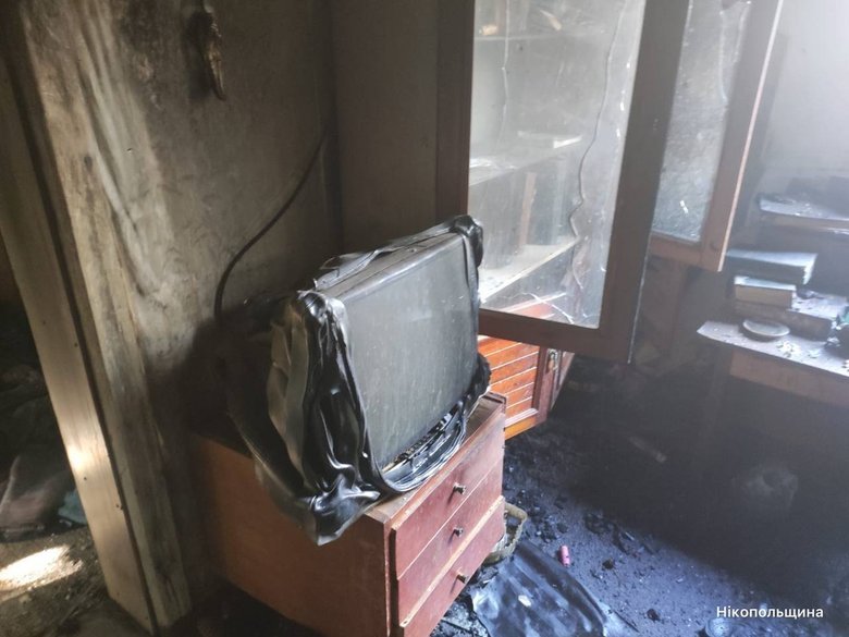 The enemy has attacked the Nikopol and Kamyanska districts more than 10 times: there is destruction