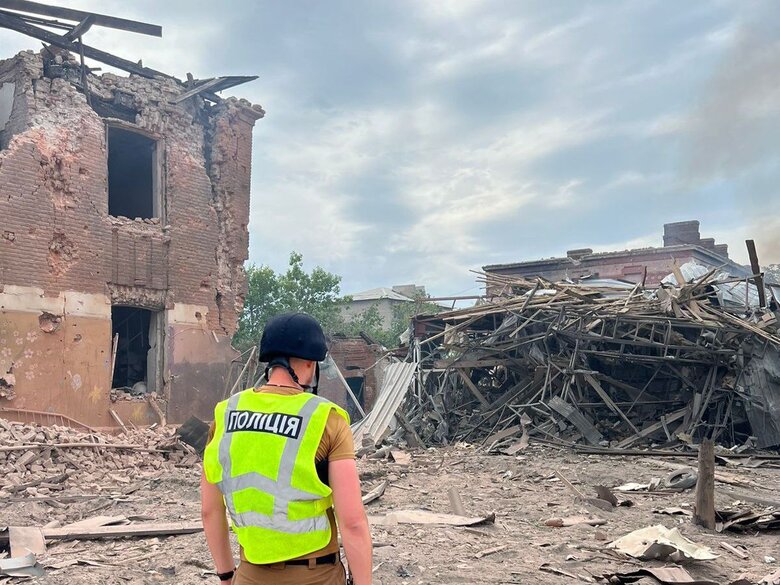 Поліція фіксує наслідки обстрілів Донеччини 29 травня