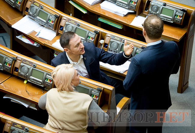 Розмова Шухевича і Шурми, Власенко в гостях у БПП і порожня сесійна зала, - робочий день у Раді 1 березня 05