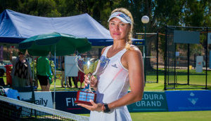 Украинская теннисистка Закарлюк выиграла турнир ITF в Австралии