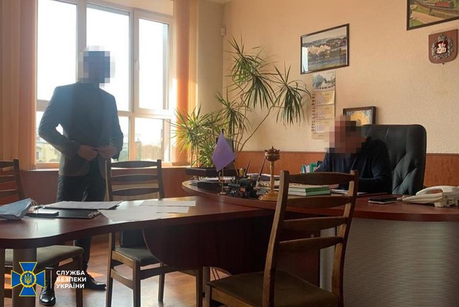СБУ заблокировала масштабный механизм хищения дизтоплива в Укрзализныце: убытки могут достигать десятков миллионов гривен 01