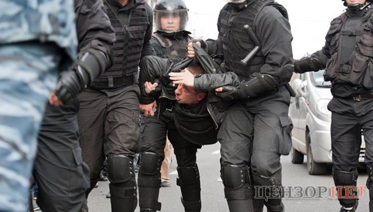 Полицейское государство Януковича: Спецназ заблокировал Киев - массовые аресты. ФОТОрепортаж