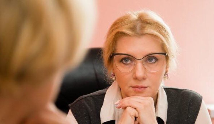 "Порушується право людини на свободу думки та світогляду", - вчені та правозахисники висловилися на підтримку Турчинової. ЗАЯВА