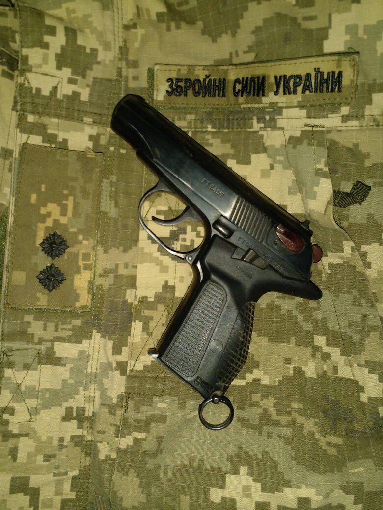 Мінометник Ілля Кононов: Мені 22, за спиною у мене - лише військова кафедра, деякі вишколи - та й усе, і тут треба вести людей у бій 02