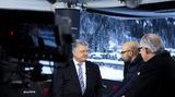 Россия вмешивается в выборы в Украине и других странах Европы, - Порошенко в интервью Bloomberg на форуме в Давосе