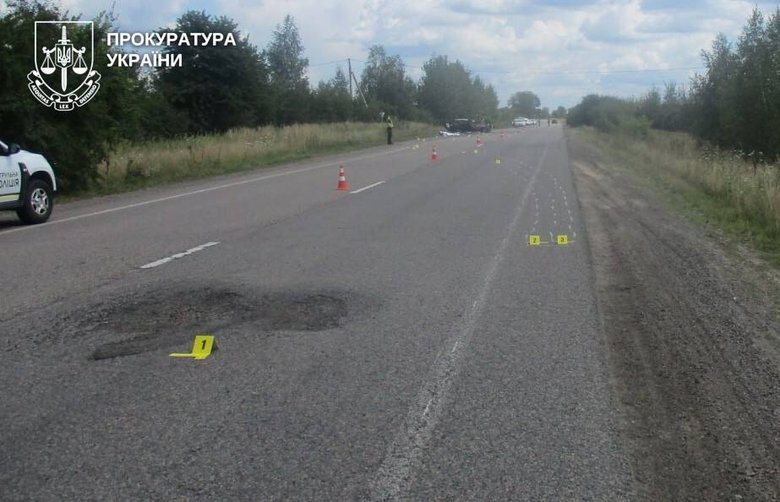 Смертельна ДТП на Рівненщині через погану дорогу: є підозри