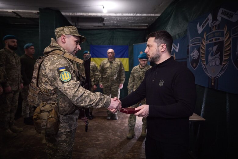 Зеленский на Сумщине заслушал доклады о Курской операции