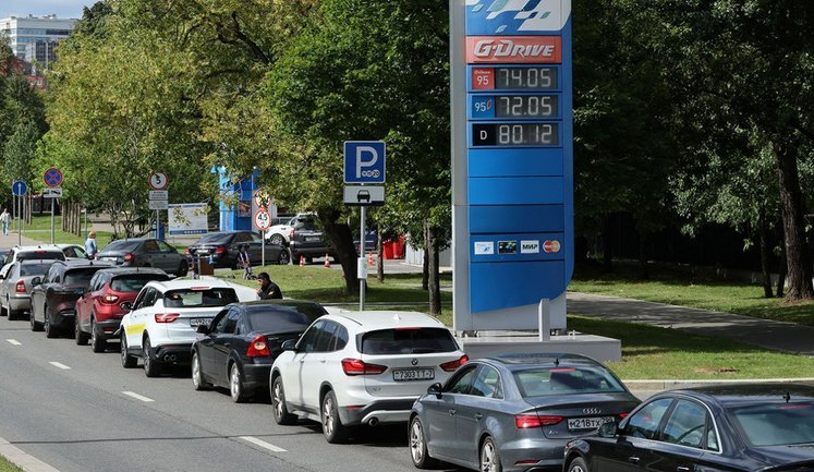 Following strikes on oil refineries in Russia, petrol is being diverted from regions to Moscow amid new fuel shortage, - Reuters