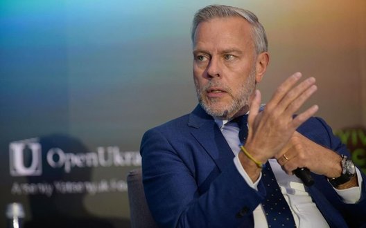 Росія може напасти на НАТО, якщо Китай попросить, - адмірал Бауер