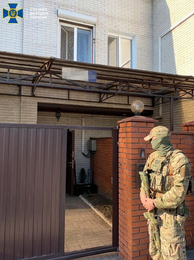 СБУ блокировала контрабанду сильнодействующих веществ для производства анаболиков, найдены около 2 тонн готовой продукции 07