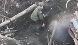 бійці задвохсотили окупанта, який наблизився до бліндажа