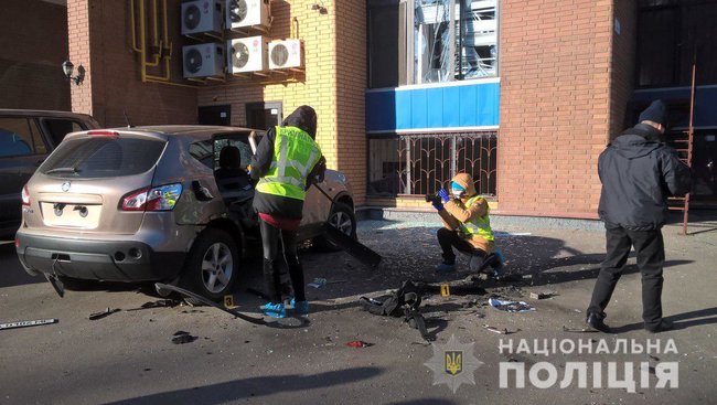 Поліція кваліфікувала вибух автомобіля в Харкові як замах на вбивство 01